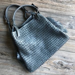 VALENTINA: Large leather Shoulder bag